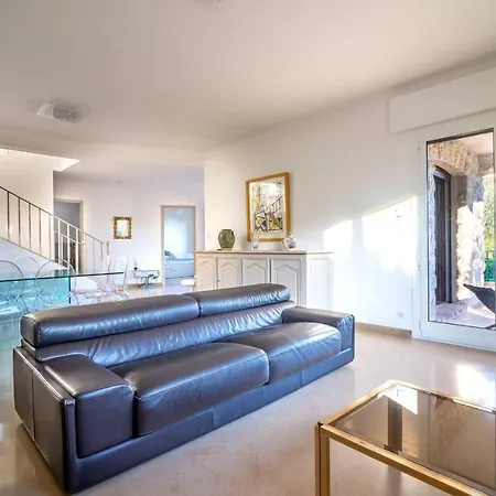 Primavera Splendid With Sea View In Saint-jean Cap Ferrat *