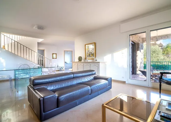 Primavera Splendid With Sea View In Saint-jean Cap Ferrat *