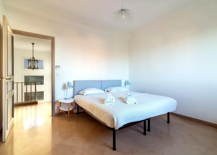 Primavera Splendid With Sea View In Saint-jean Cap Ferrat فيلة
